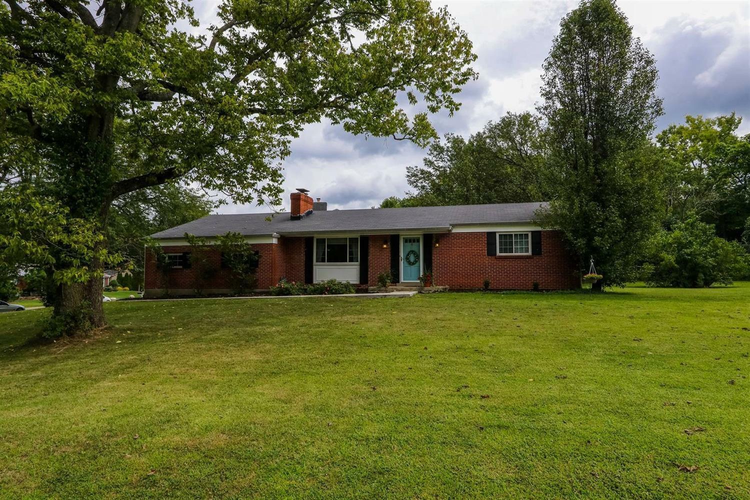 Property Photo:  5710 Kenwood Rd  OH 45243 