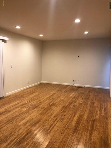 Property Photo: 798 Tuolumne Avenue CA 91360