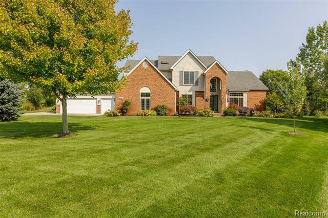 Property Photo: 6804 Ralaric Drive MI 48130