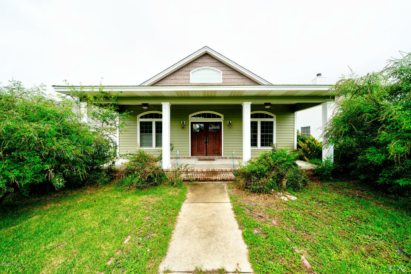 Property Photo:  4012 Riverside Drive  FL 32404 