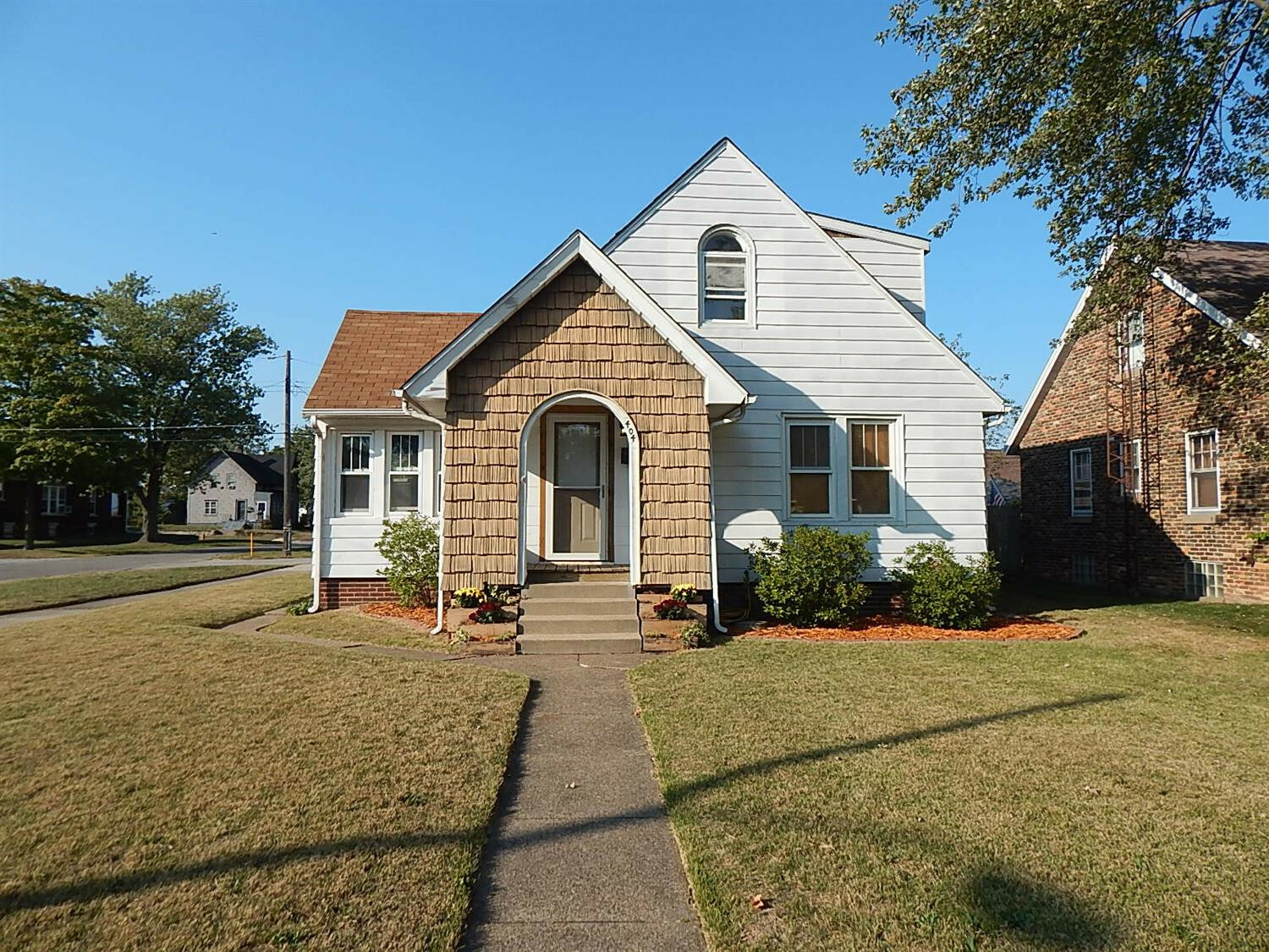 Property Photo: 404 Dupage Street IN 46360