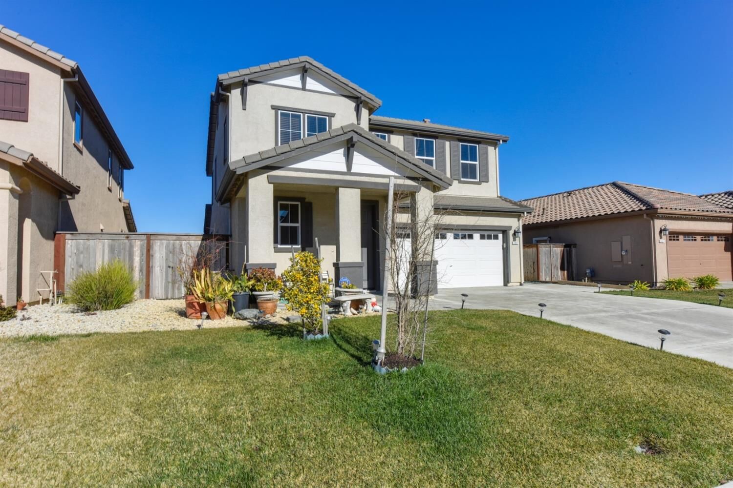 Property Photo: 4821 Ice Age Way CA 95757