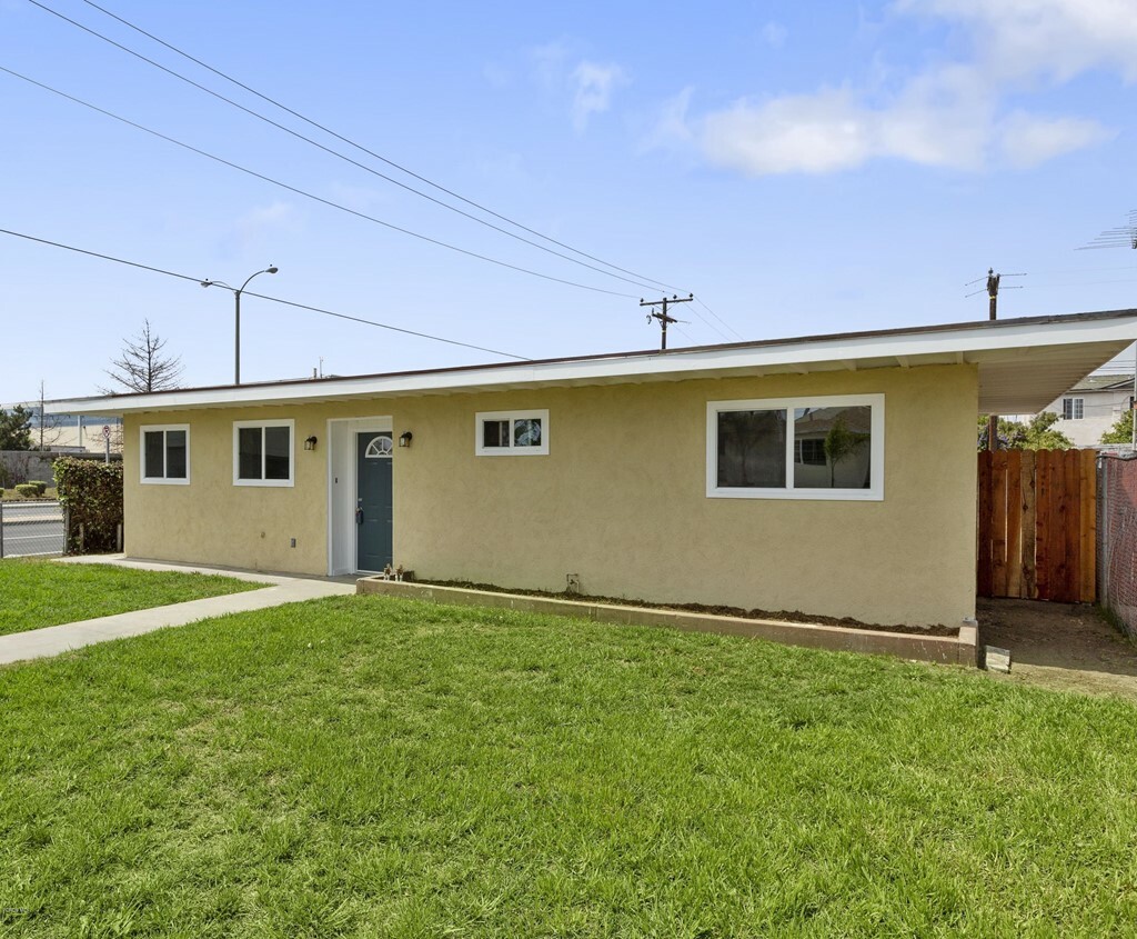 Property Photo:  245 S Marquita Street  CA 93030 