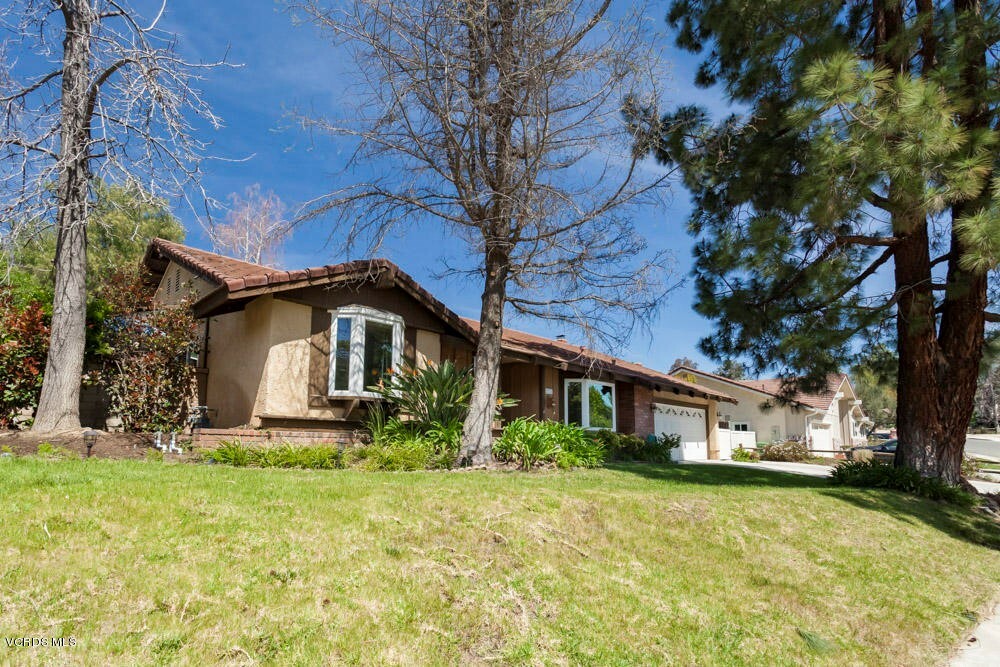 Property Photo:  1711 Meander Drive  CA 93065 