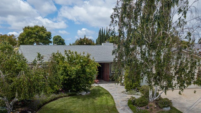 Property Photo:  2079 Rebecca Street  CA 93063 