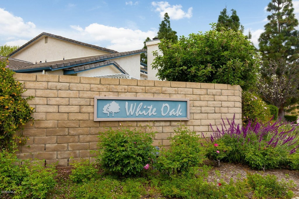 Property Photo:  2419 Manet Lane  CA 93063 