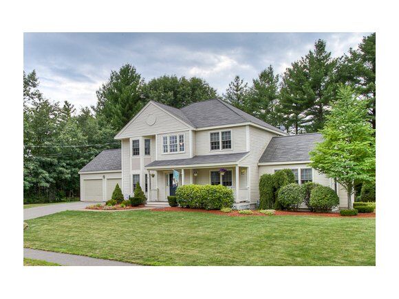 Property Photo:  10 Damper Circle  NH 03063 