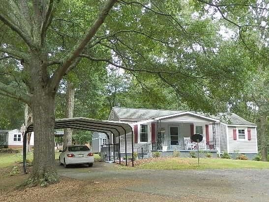 Property Photo:  1002 Cox Avenue  SC 29621 