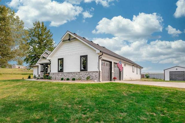 Property Photo:  17325 Leavenworth Road  KS 66007 