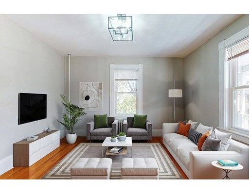 Property Photo:  11 Lake Ave 11  MA 01801 