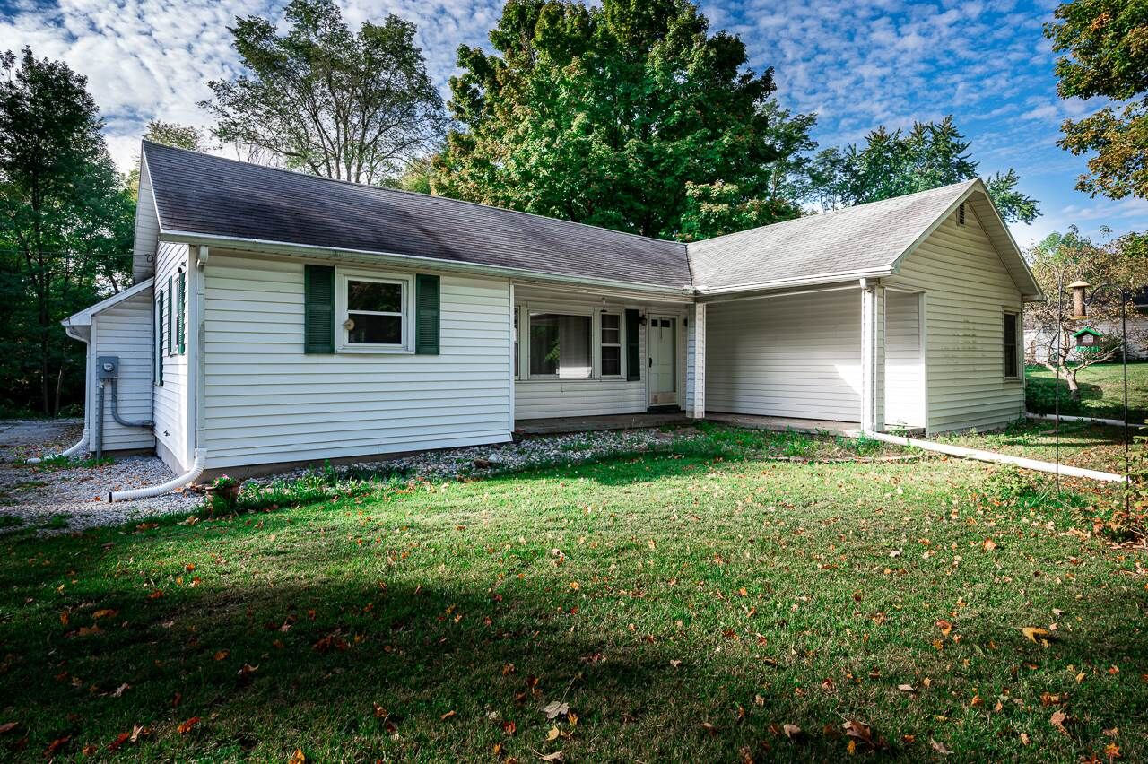 Property Photo:  12705 US Highway 24 W  IN 46814-7445 