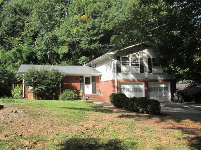 Property Photo:  4266 N Shallowford Road  GA 30341 