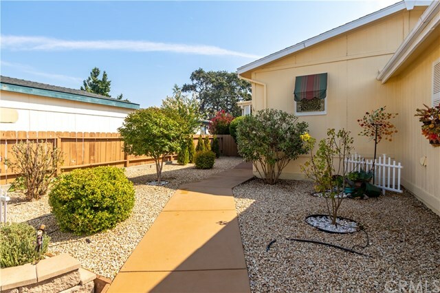 Property Photo:  1220 Bennett Way 77  CA 93465 