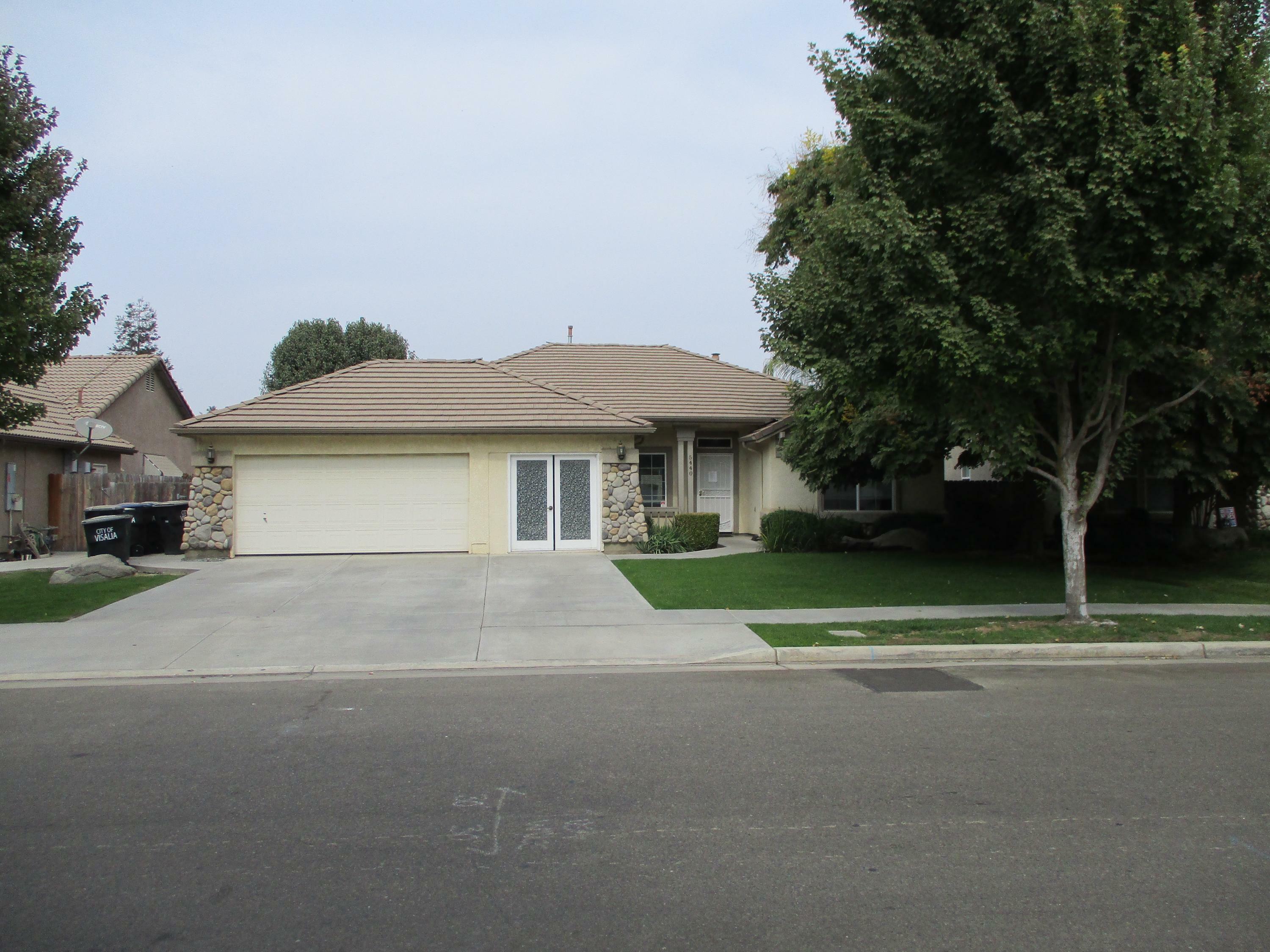 5440 W Wren Avenue  Visalia CA 93291 photo