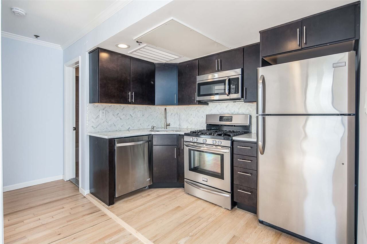 Property Photo:  457 2nd St 4  NJ 07030 