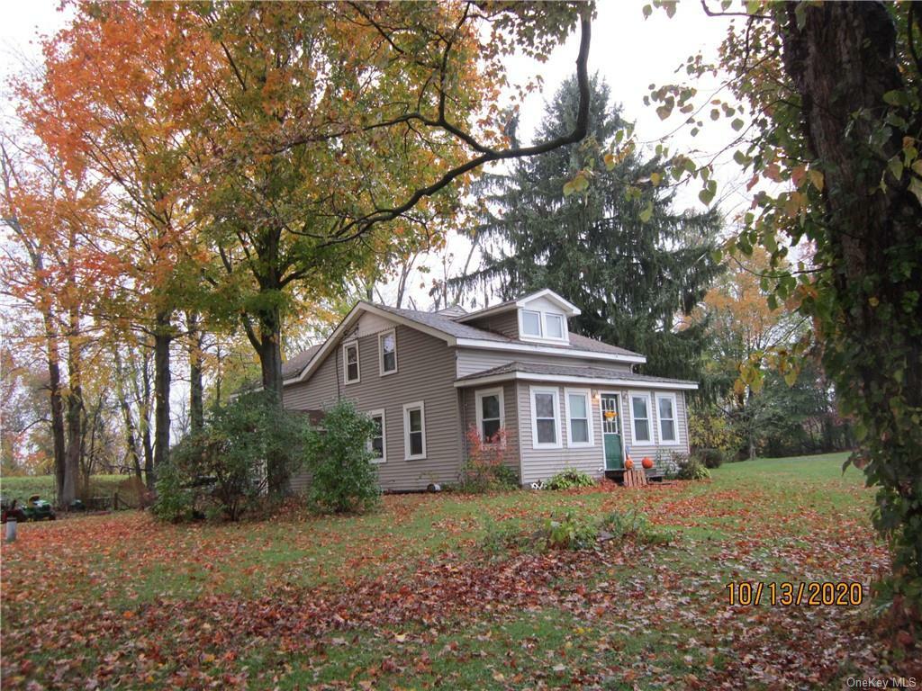 Property Photo:  421 St Andrews Road  NY 12586 