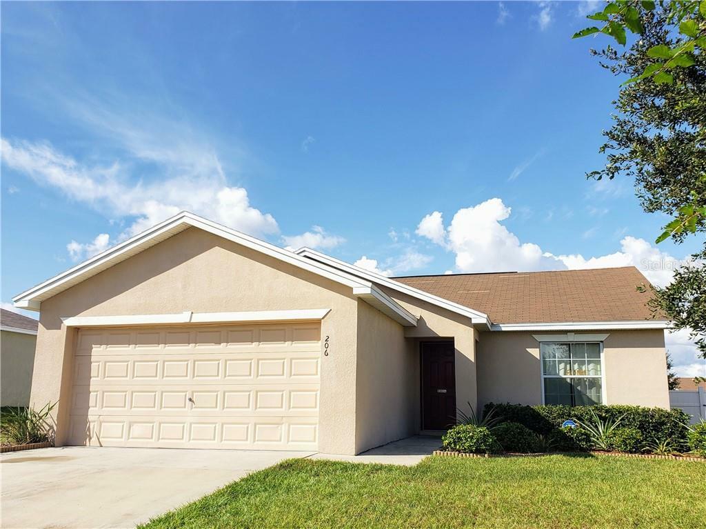 Property Photo:  206 Highland Meadows Drive  FL 33837 