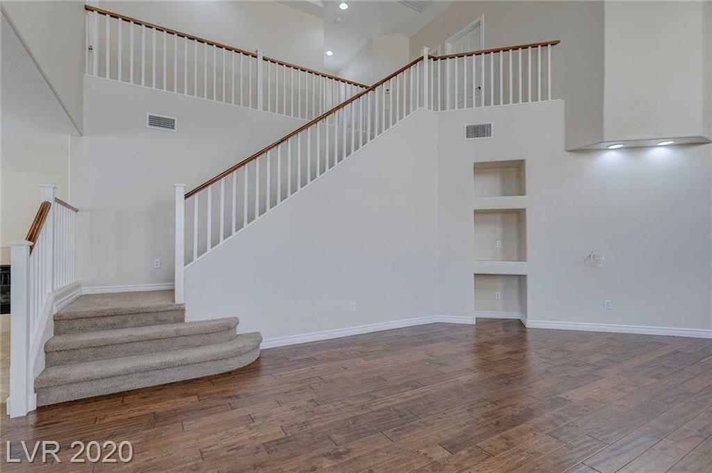 Property Photo: 653 Summit Valley Lane NV 89011