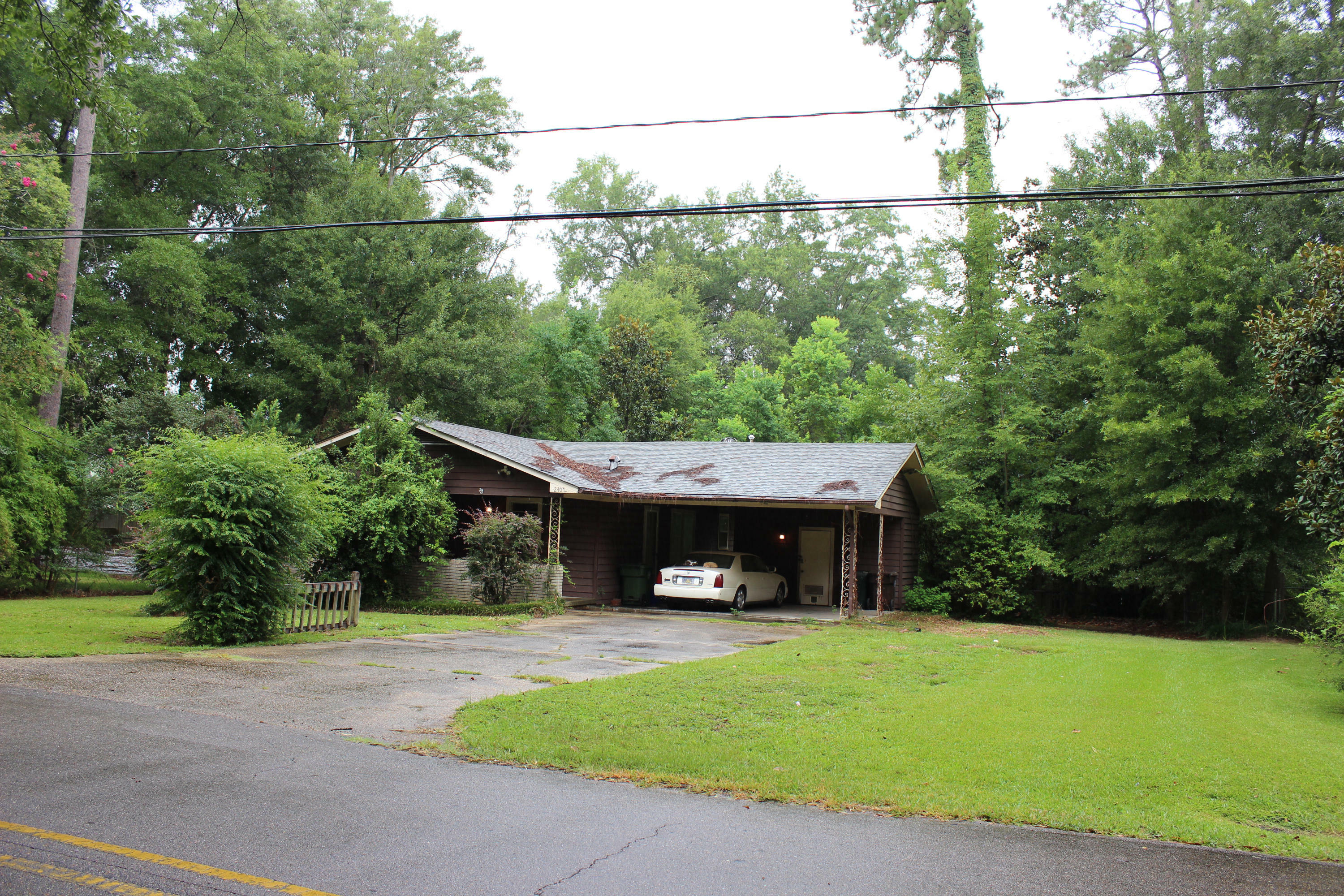 Property Photo:  2407 Quinn St.  MS 39401 