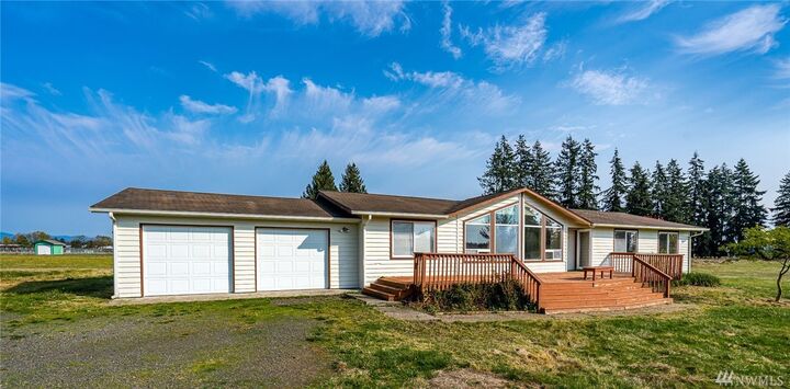 Property Photo:  143 Kenita Lane  WA 98570 
