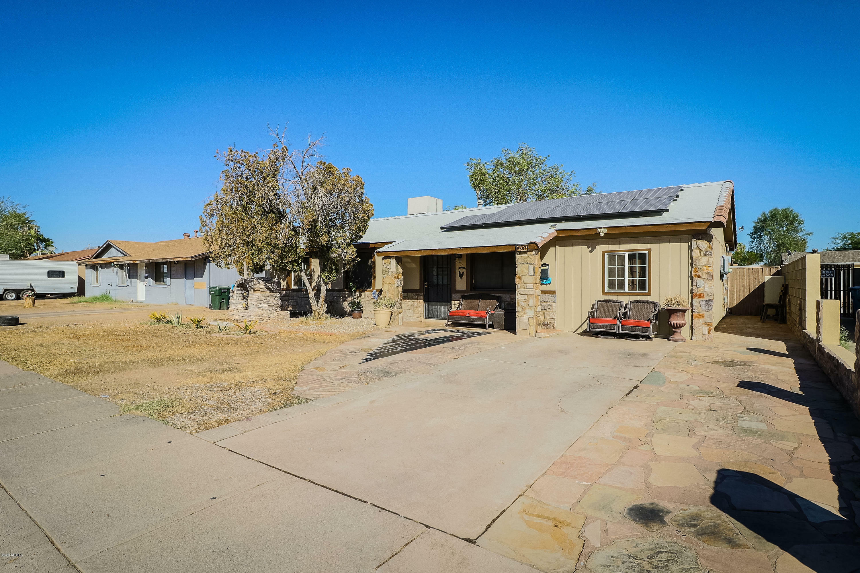 Property Photo:  4307 N 74th Avenue  AZ 85033 