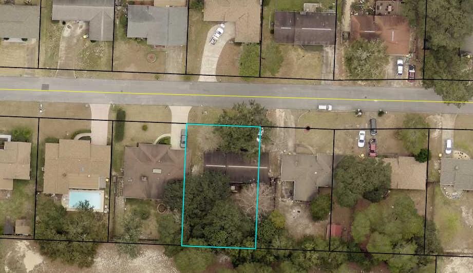 Property Photo:  108 Dyer Street  FL 32578 