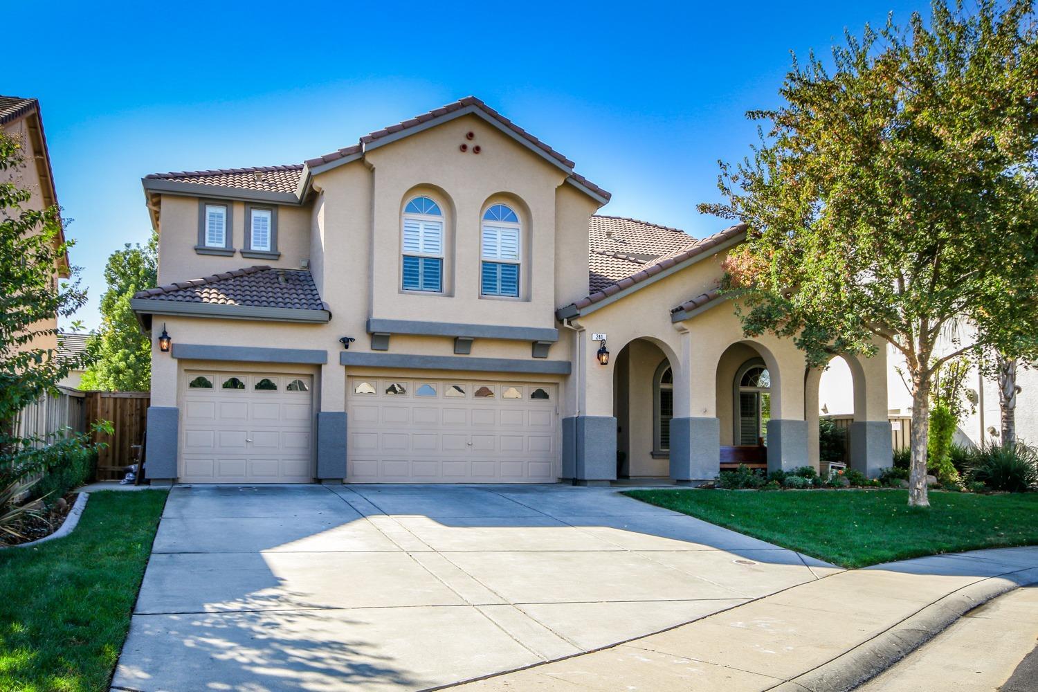 Property Photo: 241 Cantamar Court CA 95747