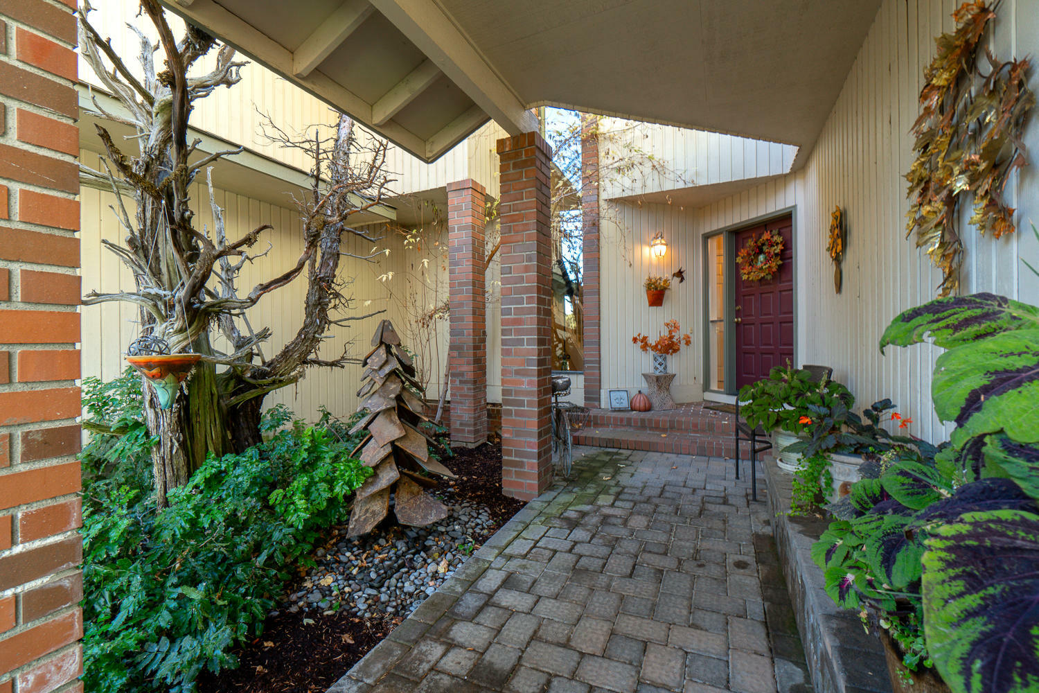 Property Photo: 1963 Osprey Drive OR 97756