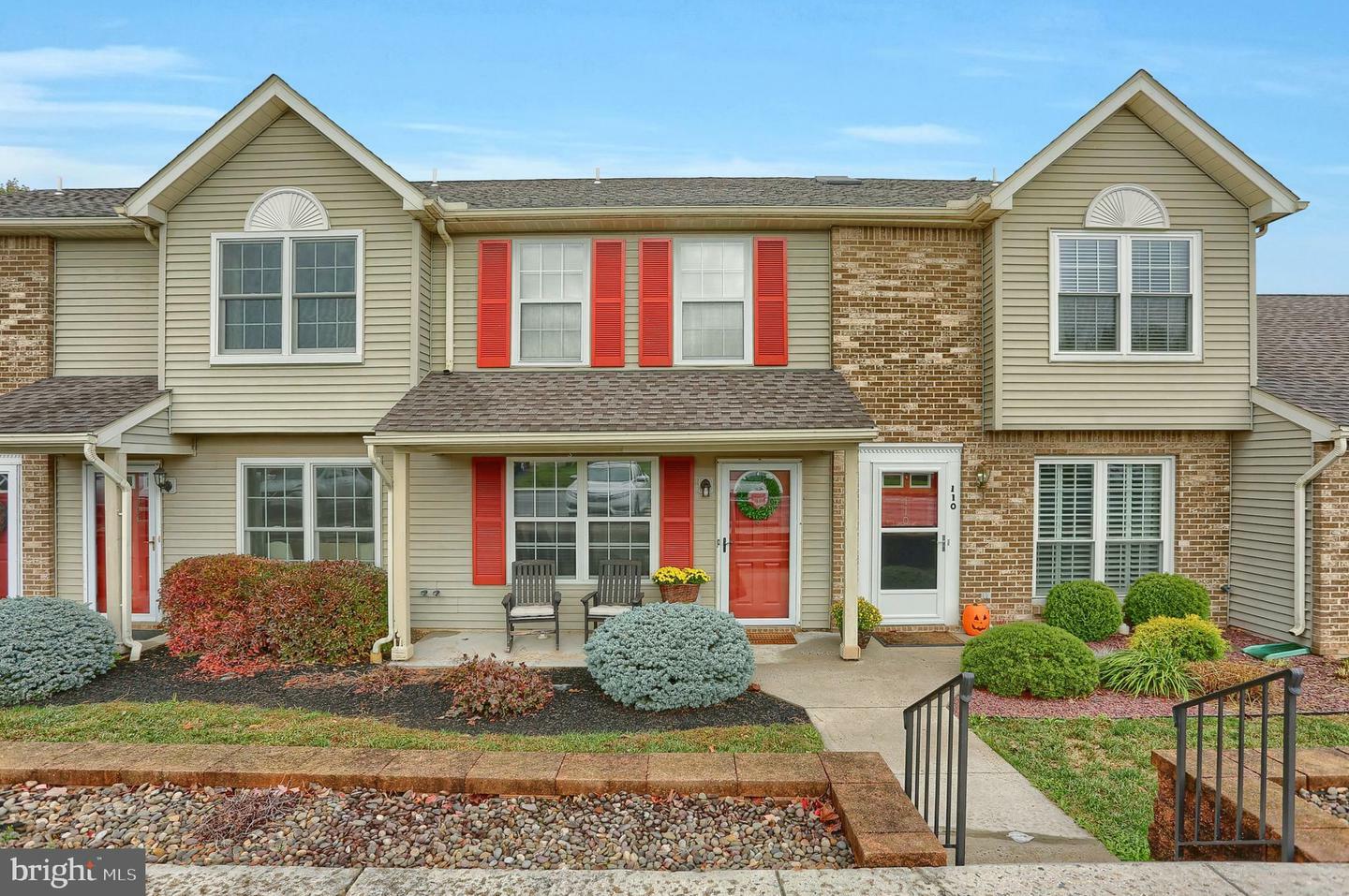 Property Photo:  108 Easterly Drive  PA 17050 