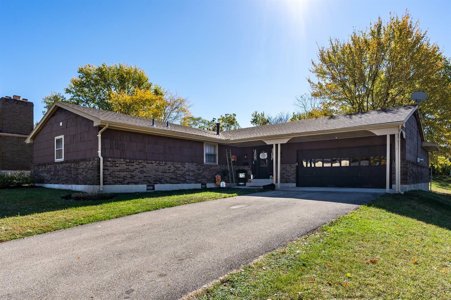 Property Photo: 1613 Mandarin Dr OH 45240