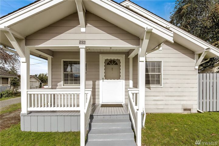 506 W Maryland St  Bellingham WA 98225 photo