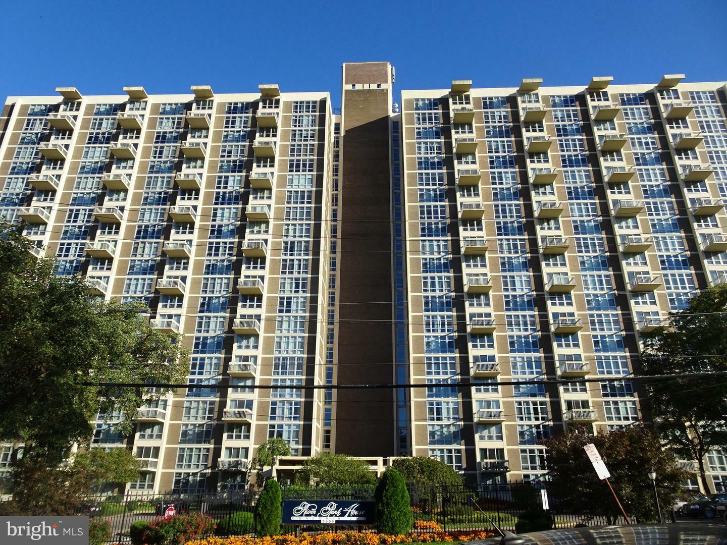 Property Photo:  3600 Conshohocken Avenue 307  PA 19131 