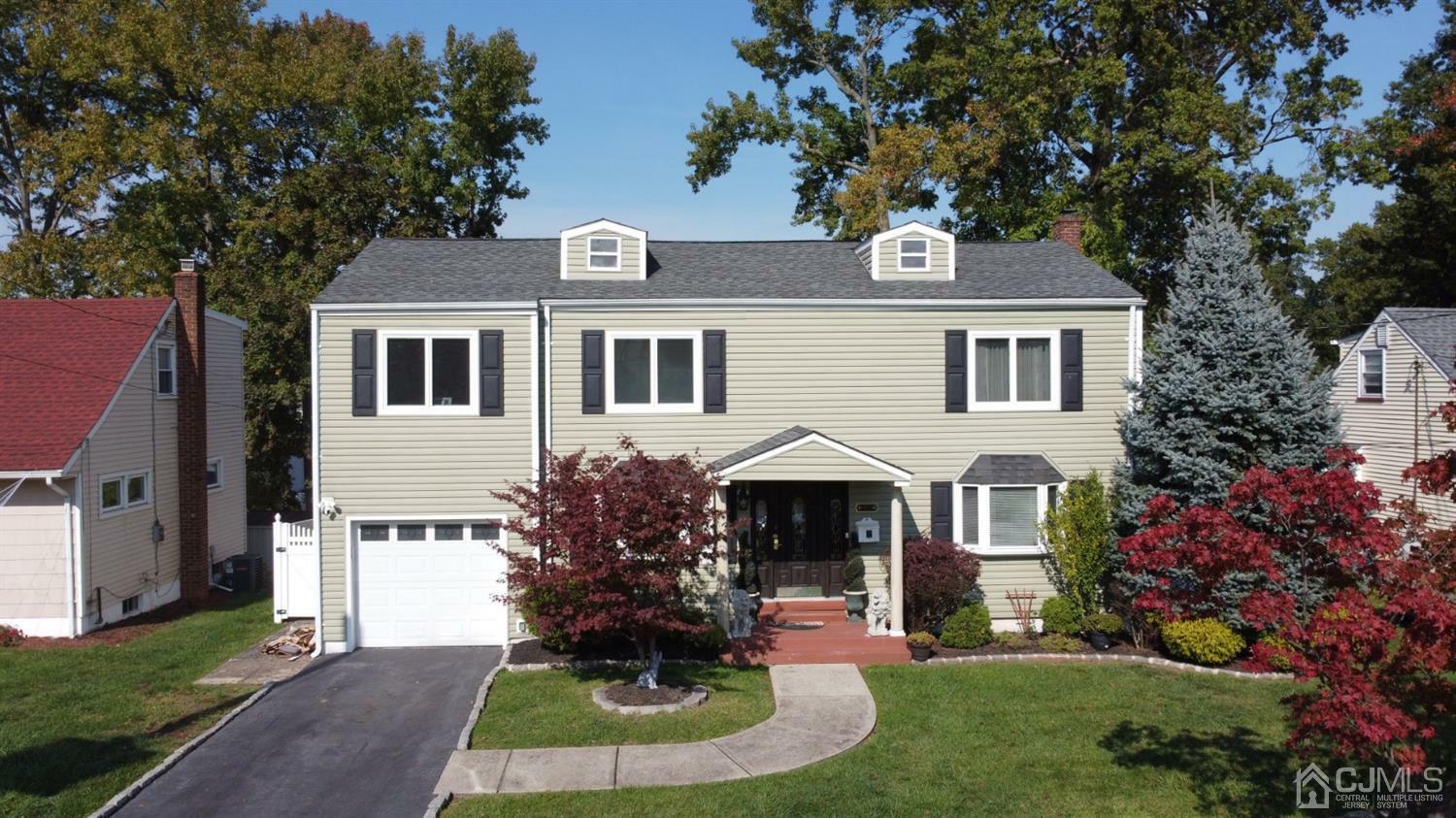 Property Photo:  90 Longfellow Drive  NJ 07067 