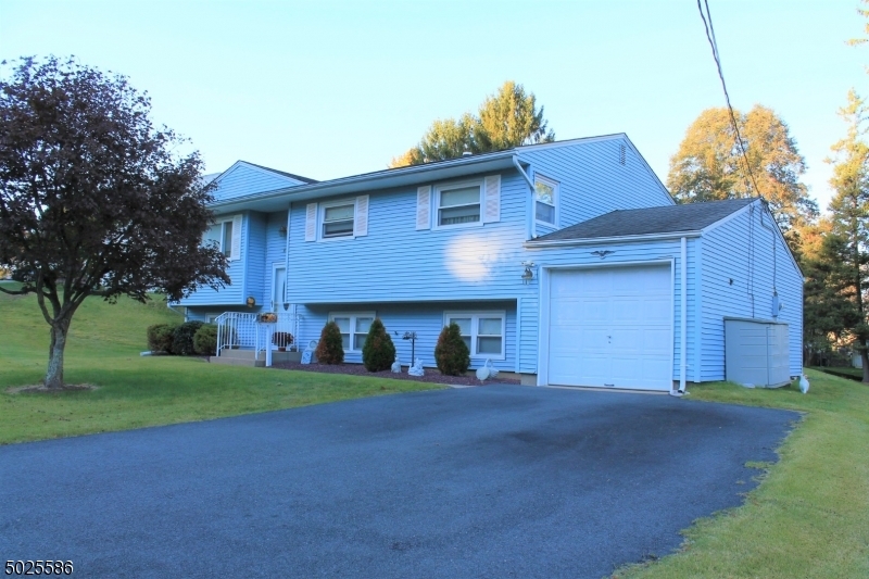 Property Photo:  41 St Mary Drive  NJ 07876 