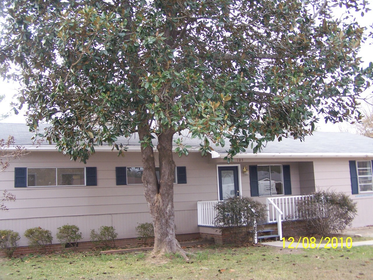 Property Photo:  105 Brentwood Ave.  MS 39465 