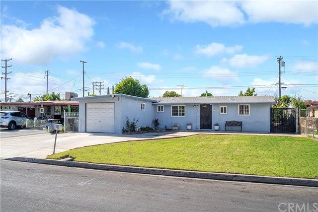 Property Photo: 5217 N Hyacinth Avenue CA 91702