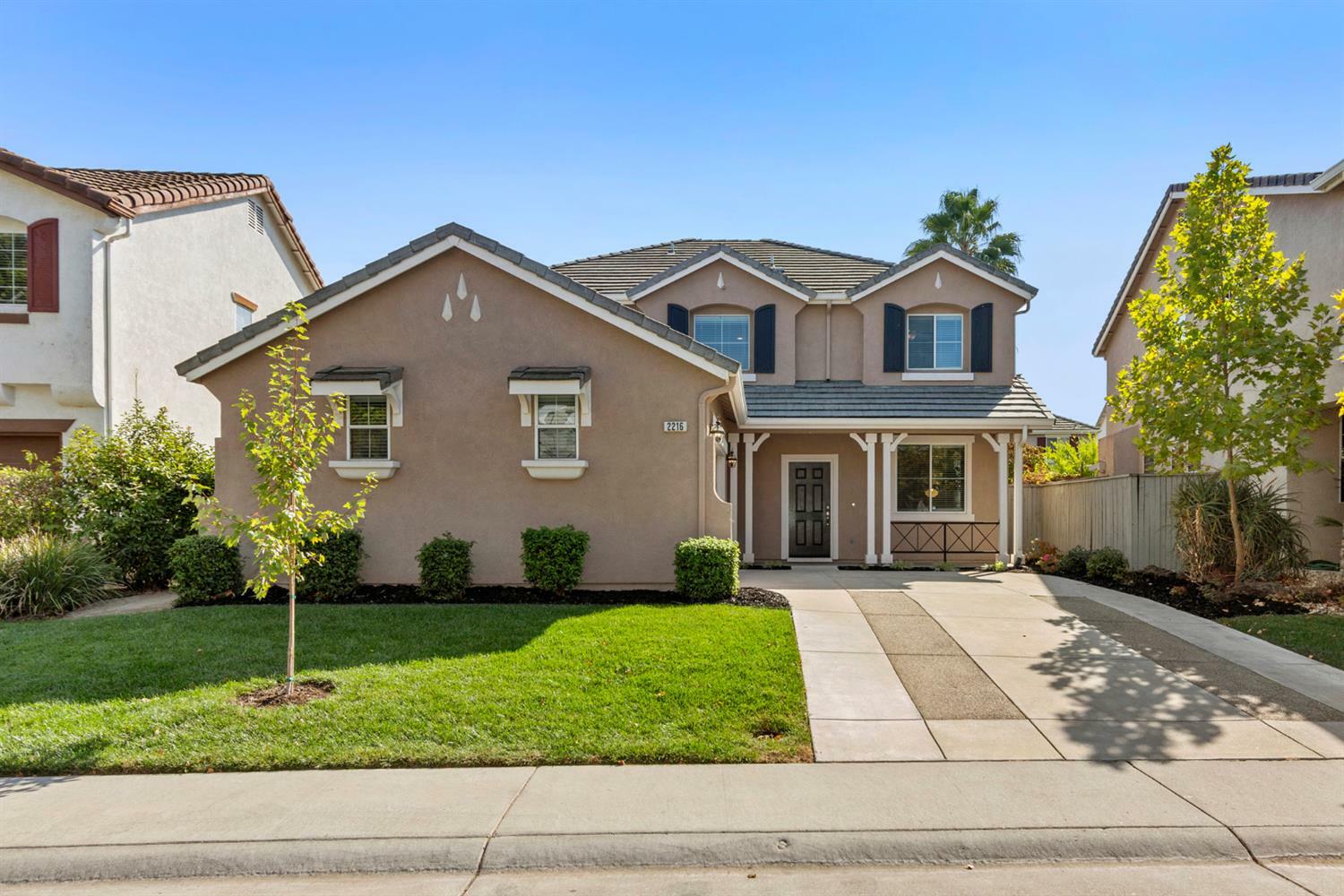 2216 Yarnell Way  Elk Grove CA 95758 photo