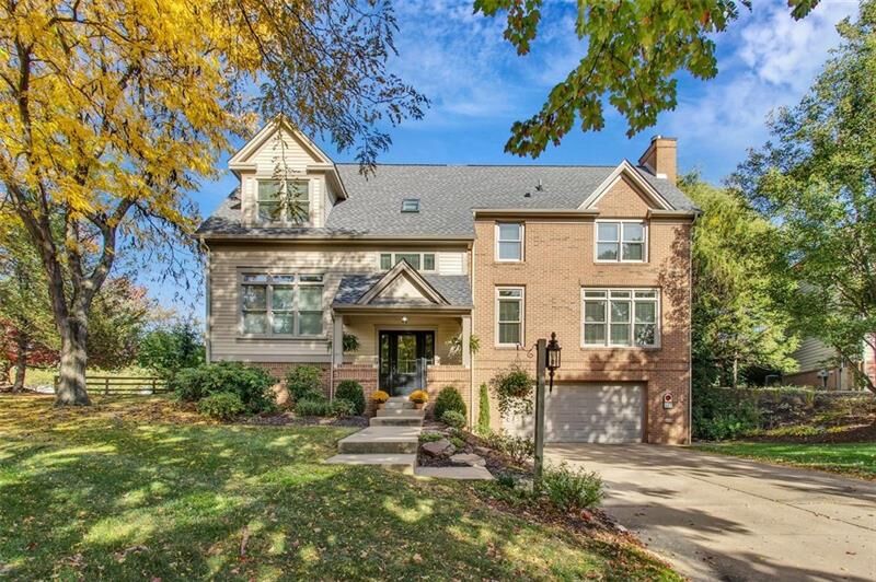 Property Photo: 122 Pinehurst Ln PA 15044