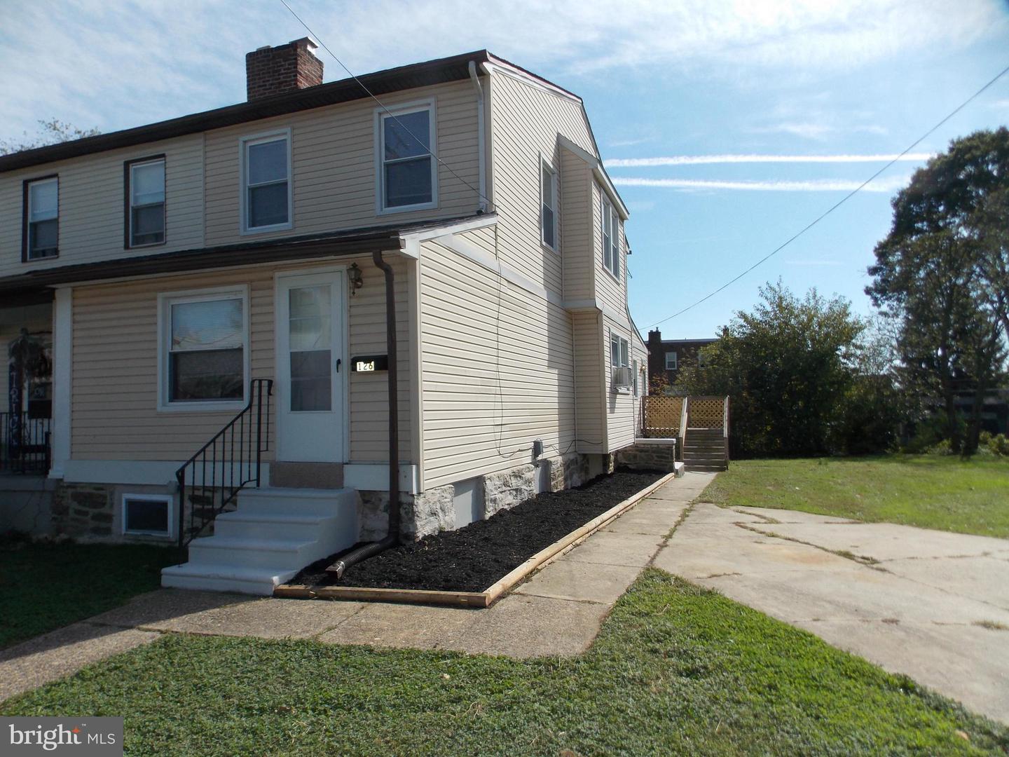 Property Photo: 126 W Broadway Avenue PA 19018