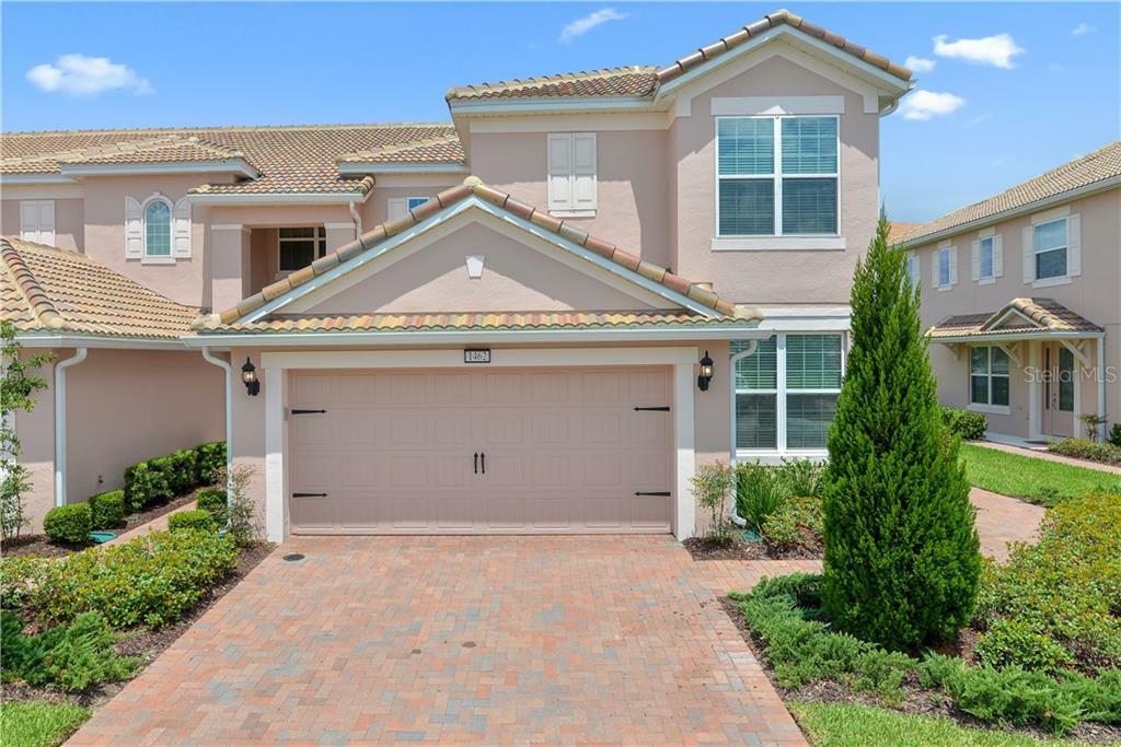 Property Photo:  1462 El Conte Drive  FL 33896 