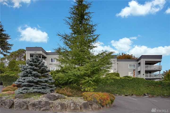 15910 3rd Place SW H  Burien WA 98166 photo