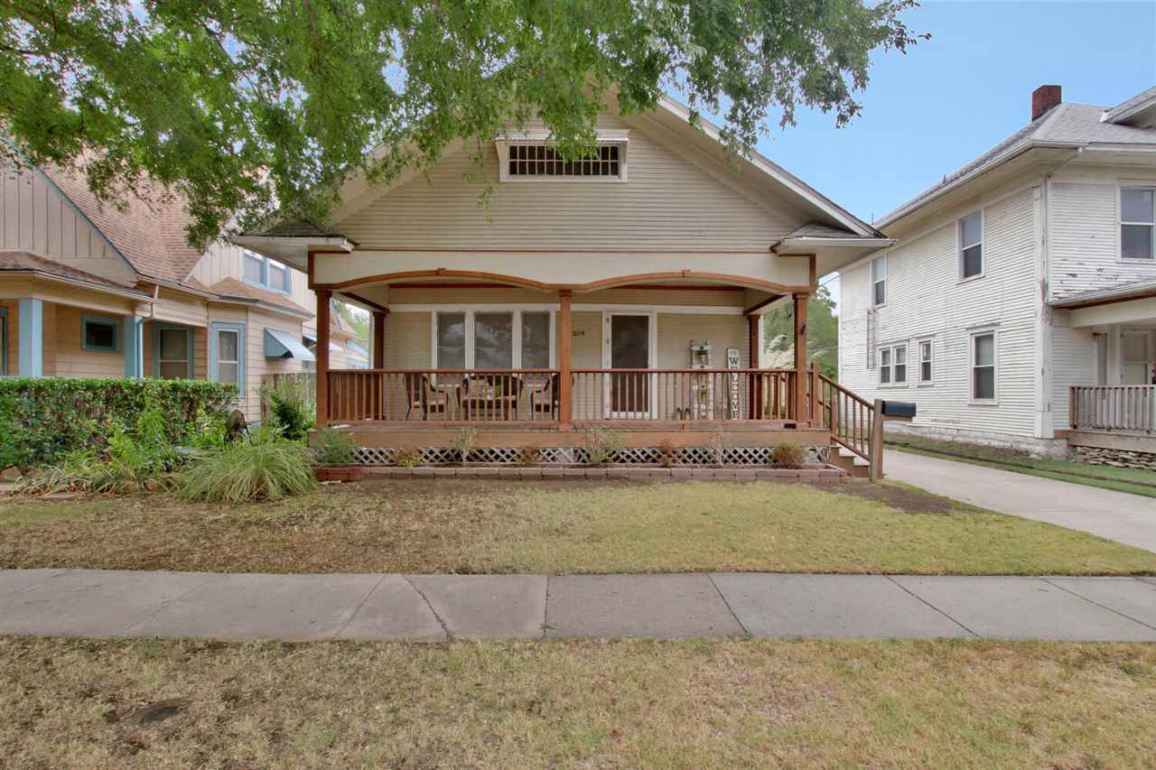 Property Photo:  254 S Poplar St  KS 67211 