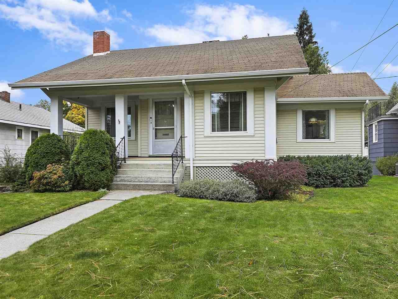 Property Photo:  334 E 16th Ave  WA 99203 
