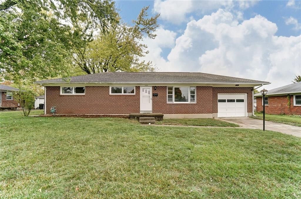 Property Photo: 1006 Robin Road OH 45503