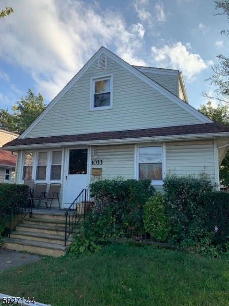 Property Photo: 1033 Chandler Ave NJ 07036