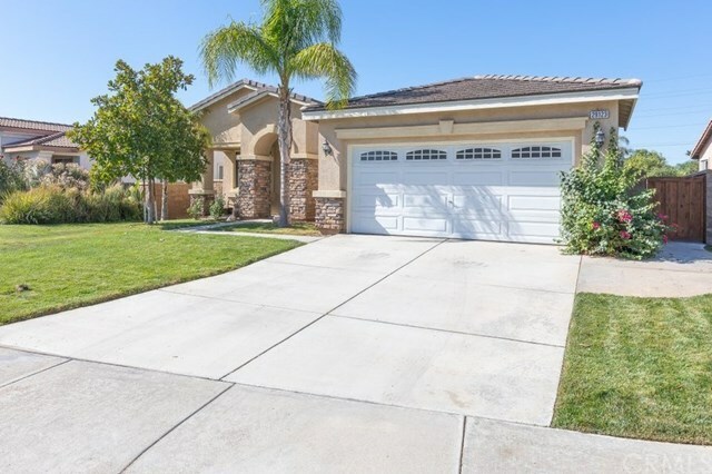 Property Photo:  29123 Oak Creek Road  CA 92584 