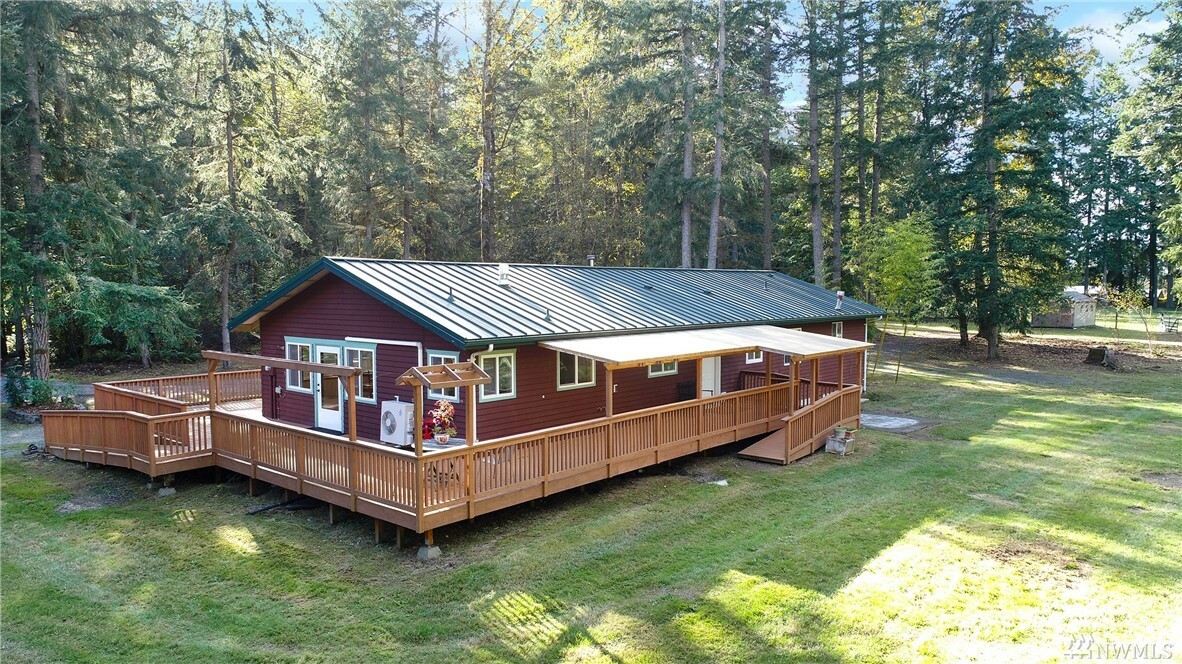 Property Photo:  14012 SW Reddings Beach Rd  WA 98070 