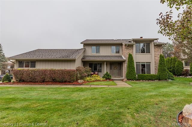 Property Photo: 163 Stonetree Circle MI 48309