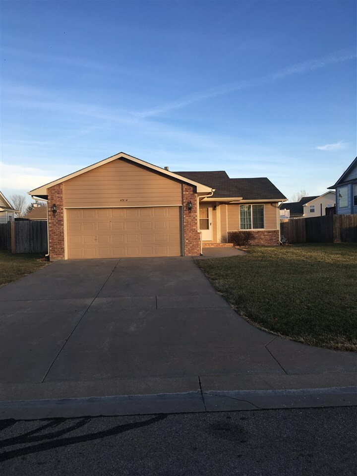 Property Photo:  4914 S Mount Carmel St  KS 67217 