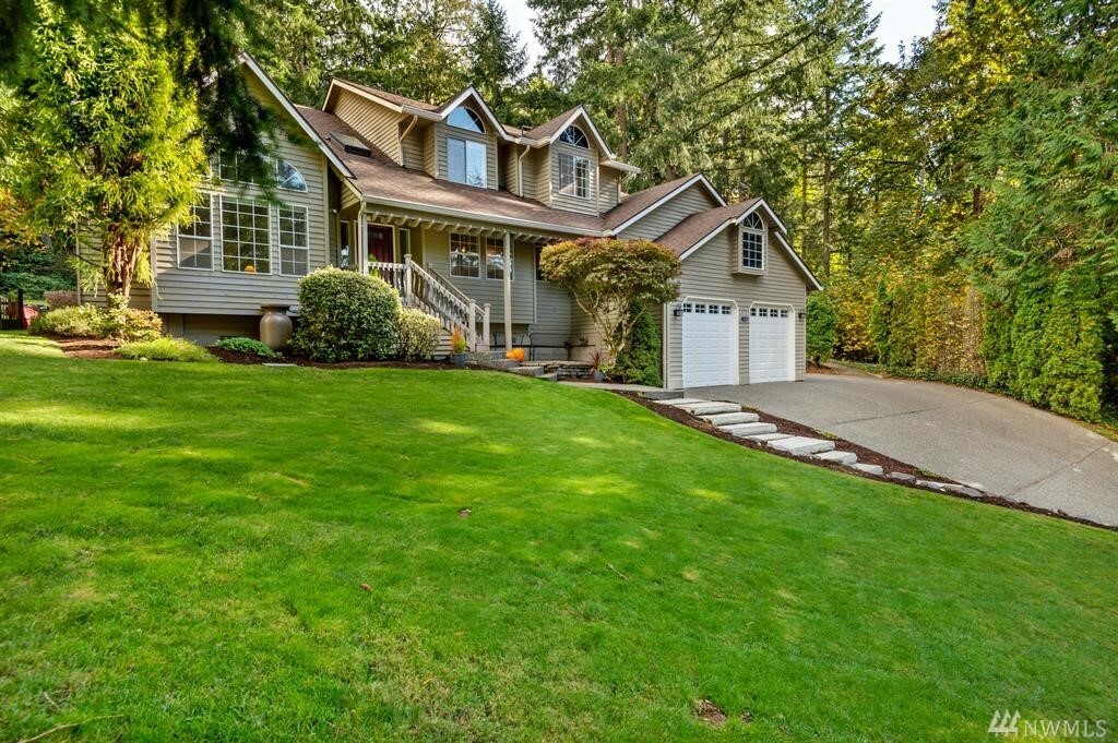Property Photo: 4021 35th Ave NW WA 98335